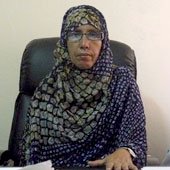 رئسة الجمعية آمنة بنت المختار